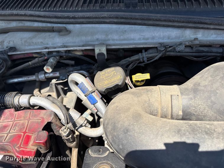 image for item ET0575 2012 Ford E450 shuttle bus