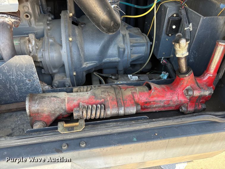 image for item ET0576 1995 AIRMAN PDS185S air compressor