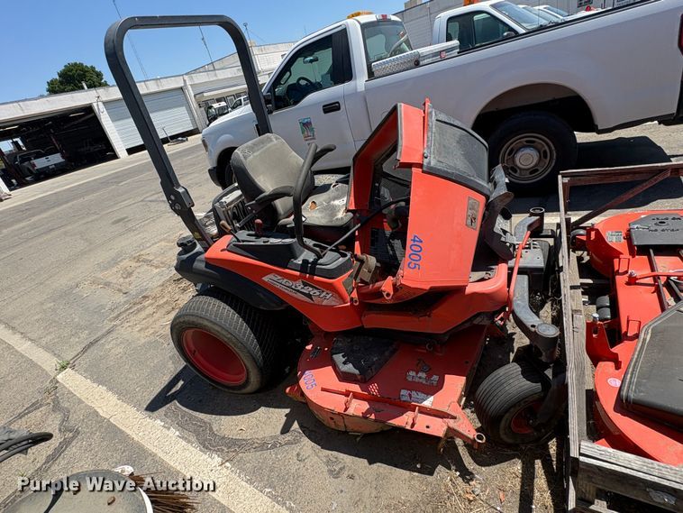 image for item ET0580 Kubota ZD326H ZTR lawn mower