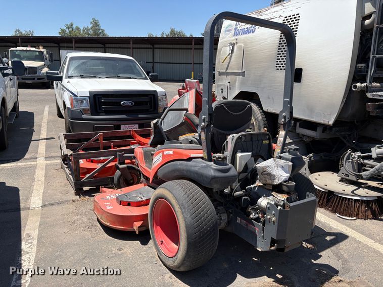 image for item ET0580 Kubota ZD326H ZTR lawn mower