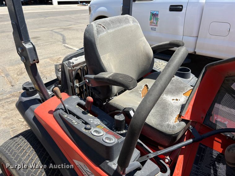 image for item ET0580 Kubota ZD326H ZTR lawn mower
