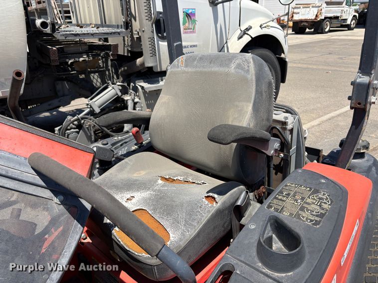 image for item ET0580 Kubota ZD326H ZTR lawn mower