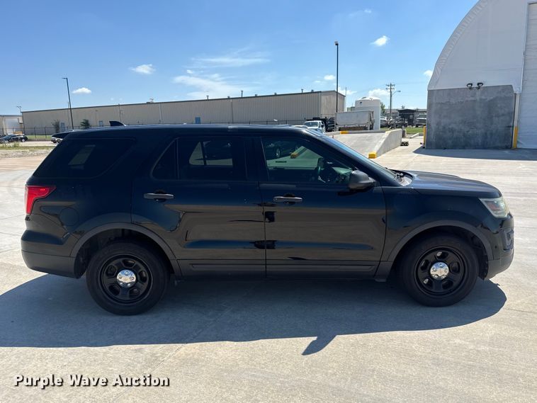 image for item ET6322 2016 Ford Explorer Police Interceptor SUV
