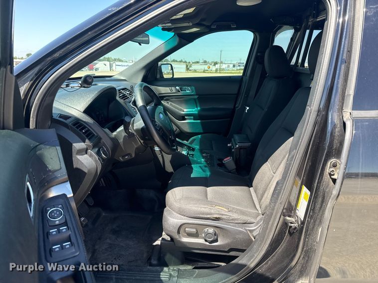 image for item ET6322 2016 Ford Explorer Police Interceptor SUV