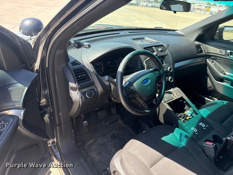 image for item ET6322 2016 Ford Explorer Police Interceptor SUV