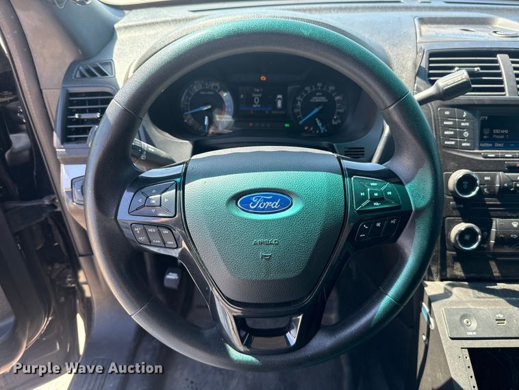 image for item ET6322 2016 Ford Explorer Police Interceptor SUV