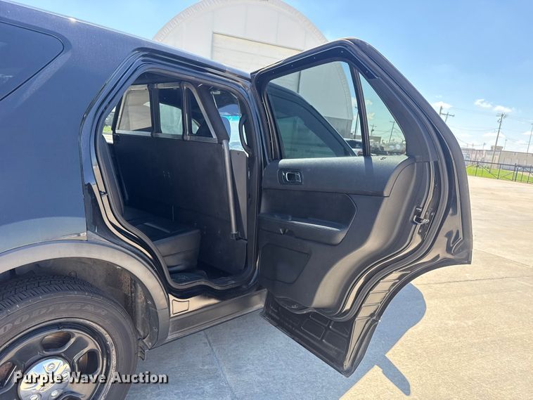 image for item ET6322 2016 Ford Explorer Police Interceptor SUV