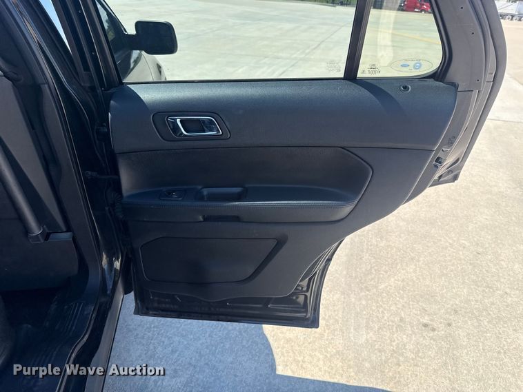 image for item ET6322 2016 Ford Explorer Police Interceptor SUV