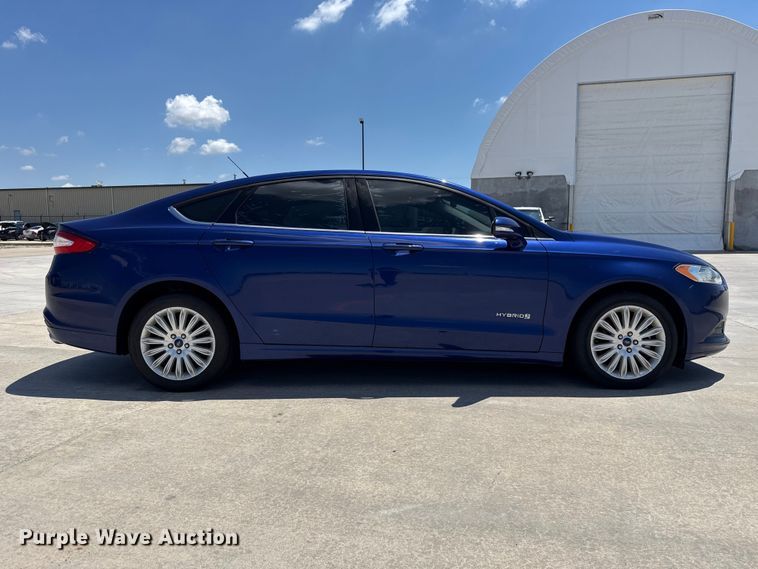 image for item ET6323 2014 Ford Fusion 