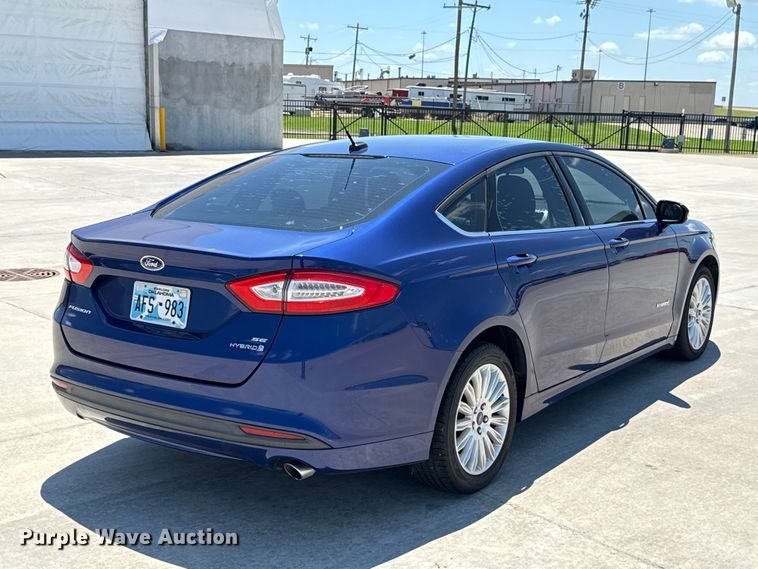 image for item ET6323 2014 Ford Fusion 