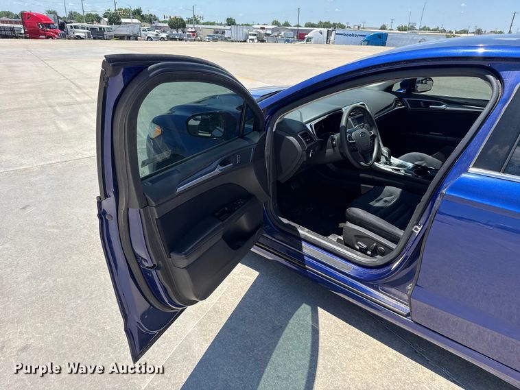 image for item ET6323 2014 Ford Fusion 