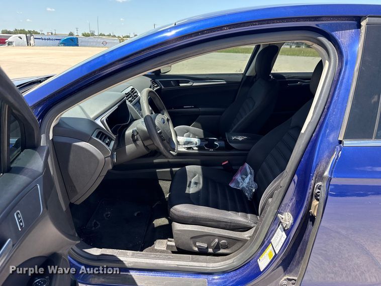 image for item ET6323 2014 Ford Fusion 