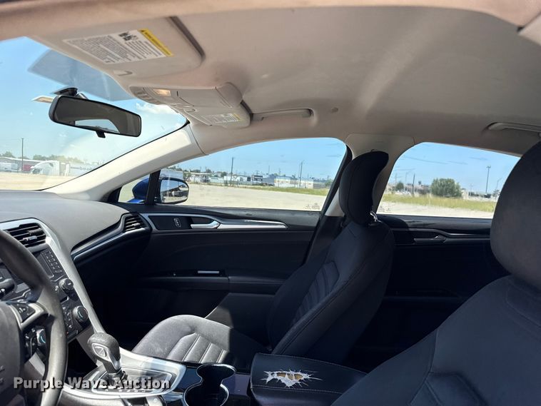 image for item ET6323 2014 Ford Fusion 