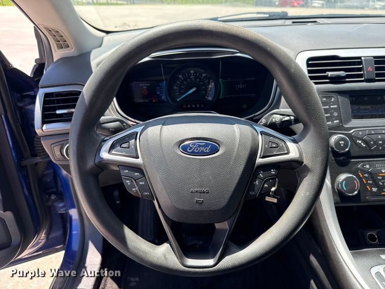 image for item ET6323 2014 Ford Fusion 