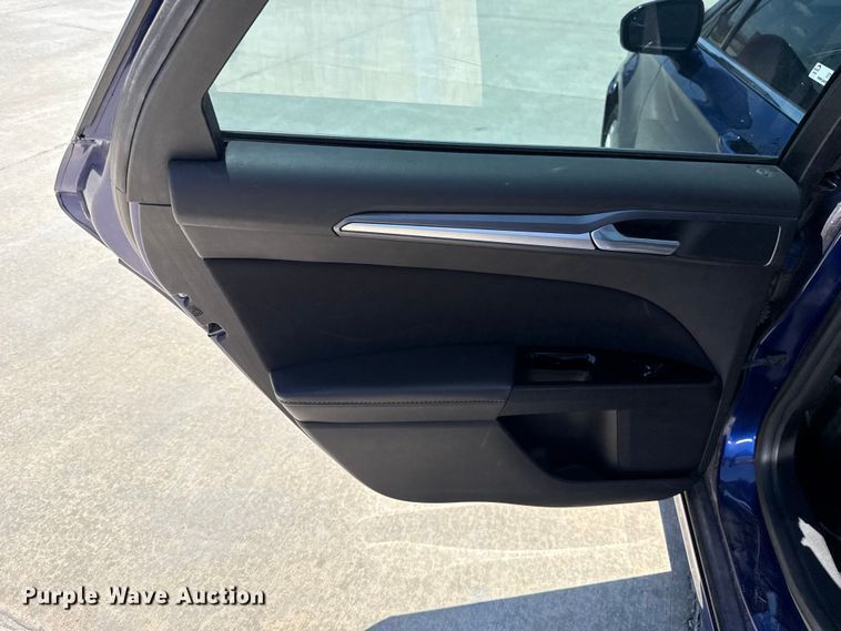 image for item ET6323 2014 Ford Fusion 