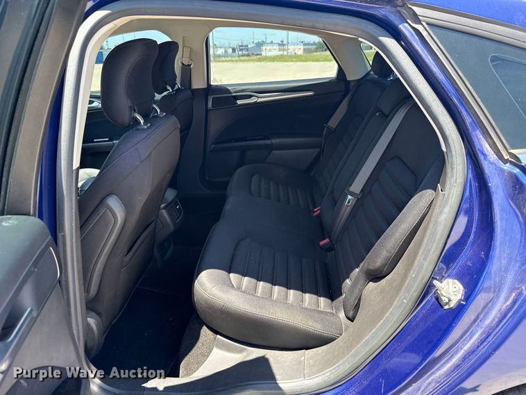 image for item ET6323 2014 Ford Fusion 