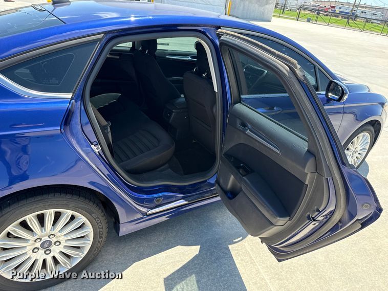 image for item ET6323 2014 Ford Fusion 