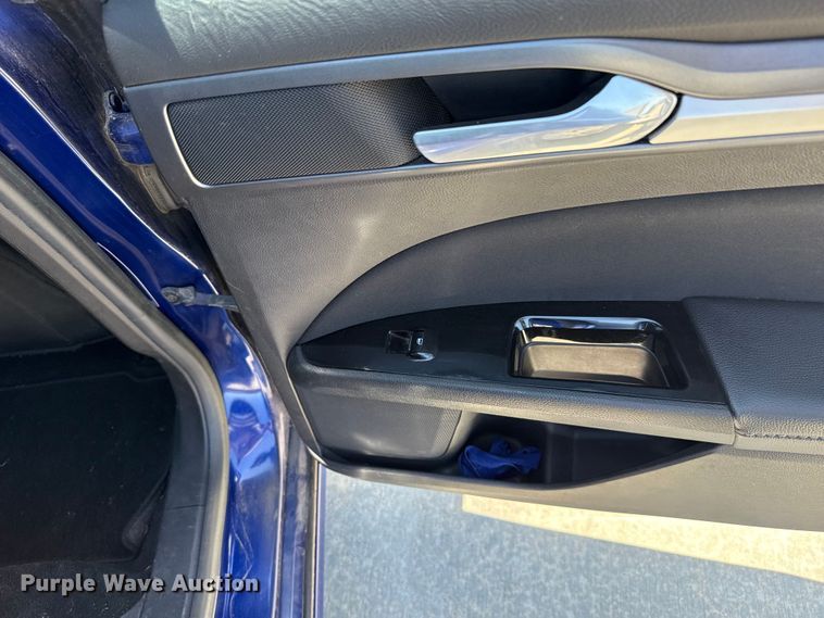 image for item ET6323 2014 Ford Fusion 