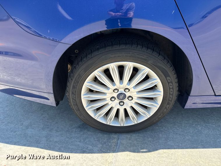 image for item ET6323 2014 Ford Fusion 
