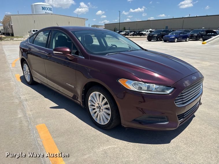 image for item ET6324 2013 Ford Fusion 
