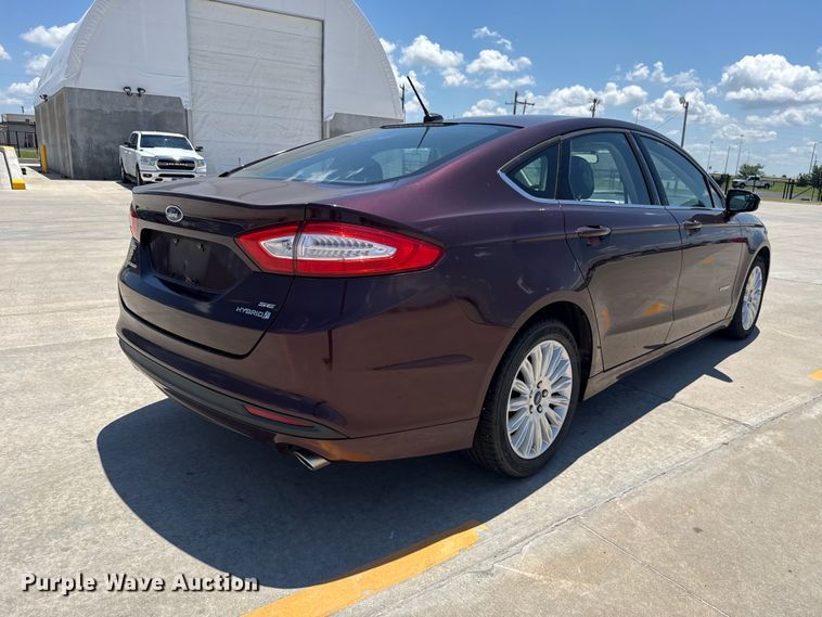 image for item ET6324 2013 Ford Fusion 
