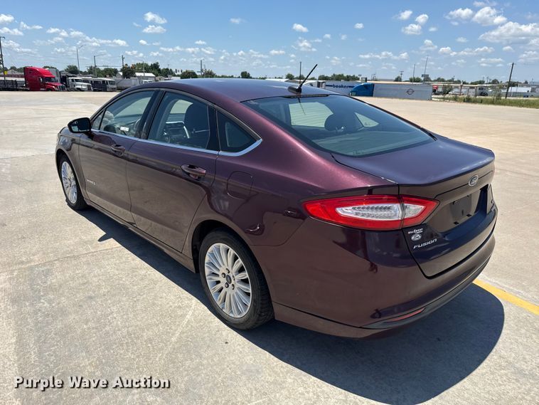 image for item ET6324 2013 Ford Fusion 