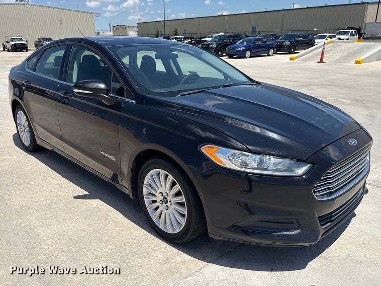 image for item ET6325 2016 Ford Fusion 