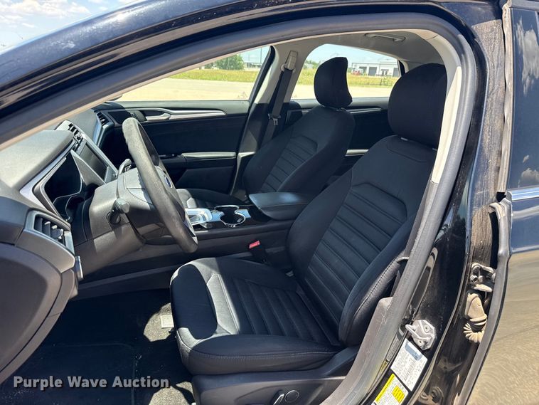 image for item ET6325 2016 Ford Fusion 