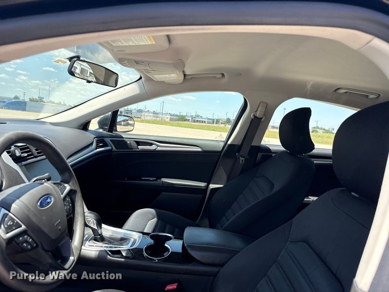 image for item ET6325 2016 Ford Fusion 