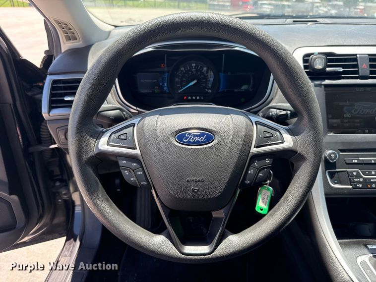 image for item ET6325 2016 Ford Fusion 
