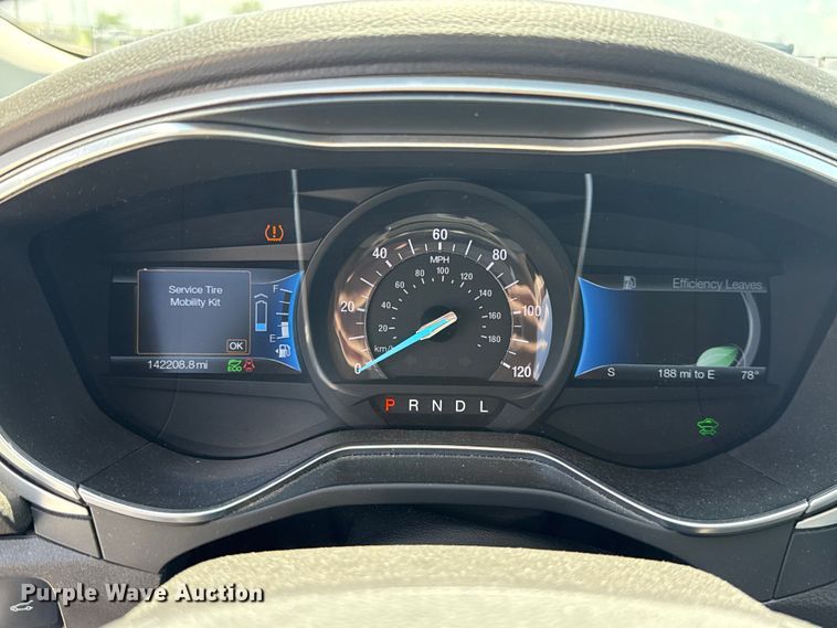 image for item ET6325 2016 Ford Fusion 