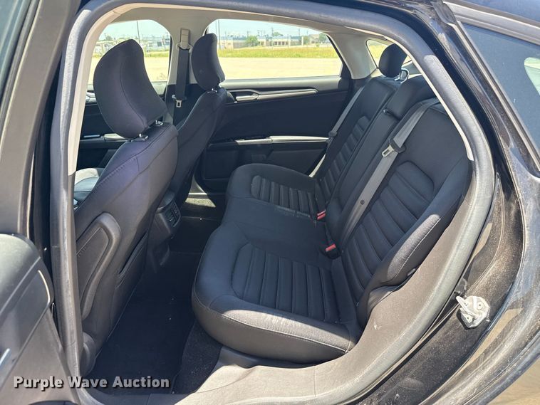 image for item ET6325 2016 Ford Fusion 