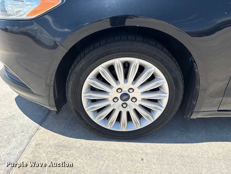 image for item ET6325 2016 Ford Fusion 