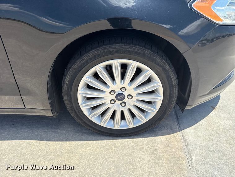 image for item ET6325 2016 Ford Fusion 