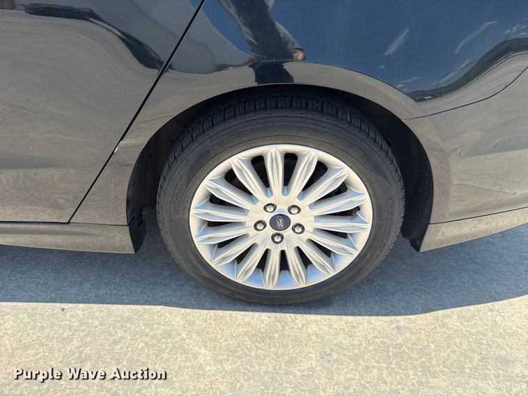 image for item ET6325 2016 Ford Fusion 