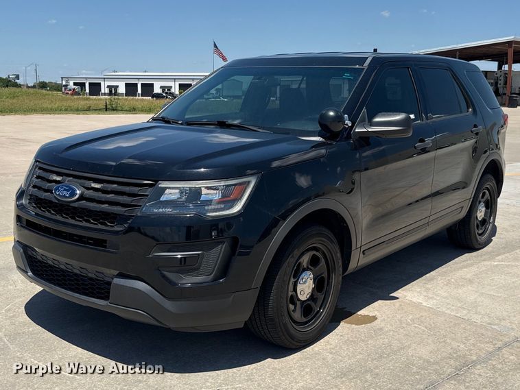 image for item ET6326 2017 Ford Explorer Police Interceptor SUV