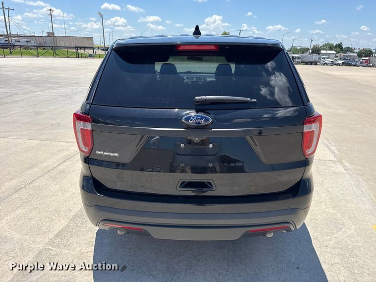 image for item ET6326 2017 Ford Explorer Police Interceptor SUV