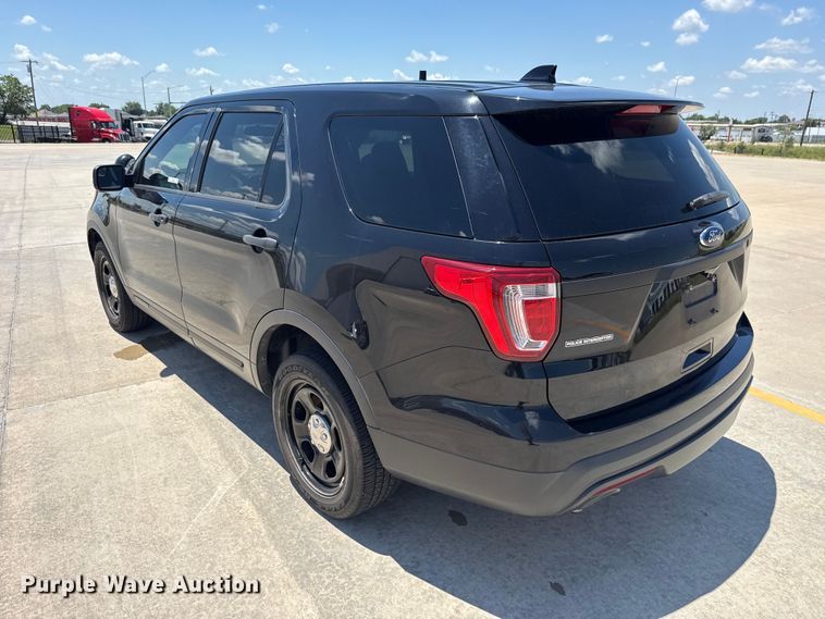 image for item ET6326 2017 Ford Explorer Police Interceptor SUV