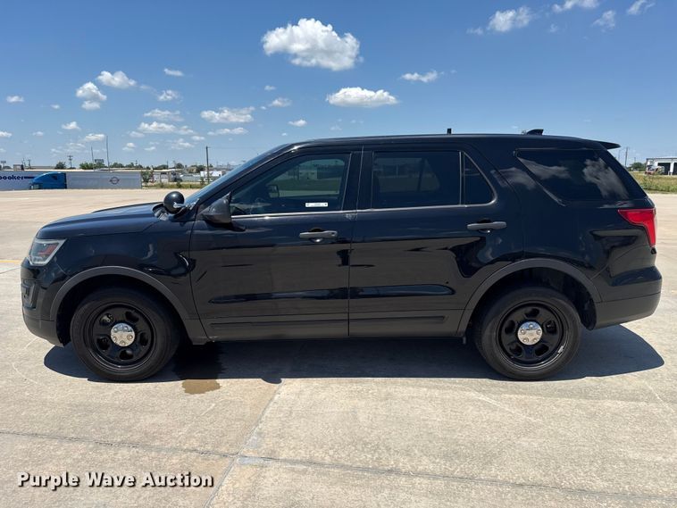image for item ET6326 2017 Ford Explorer Police Interceptor SUV