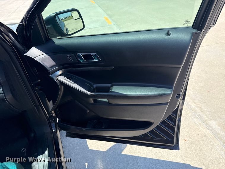 image for item ET6326 2017 Ford Explorer Police Interceptor SUV