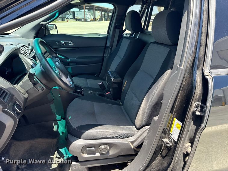 image for item ET6328 2014 Ford Explorer Police Interceptor SUV