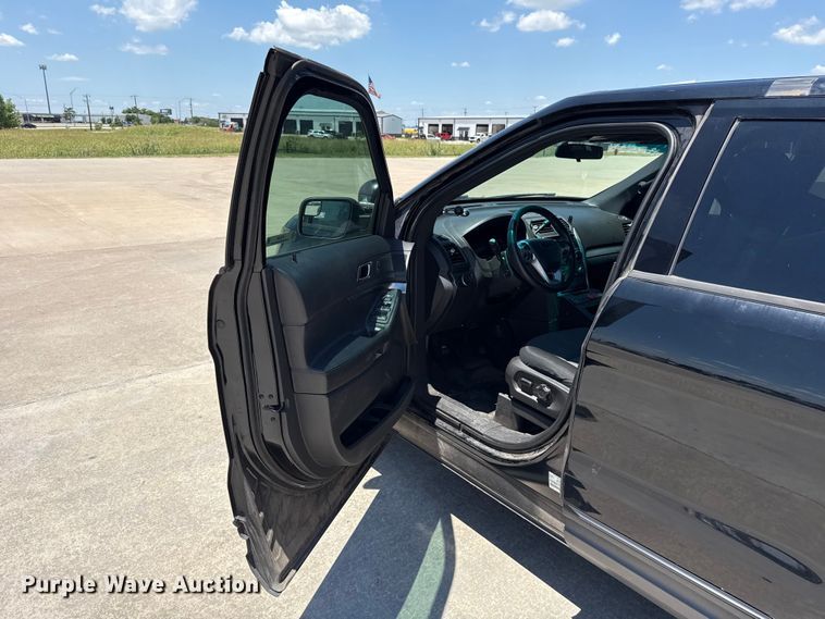 image for item ET6329 2014 Ford Explorer Police Interceptor SUV