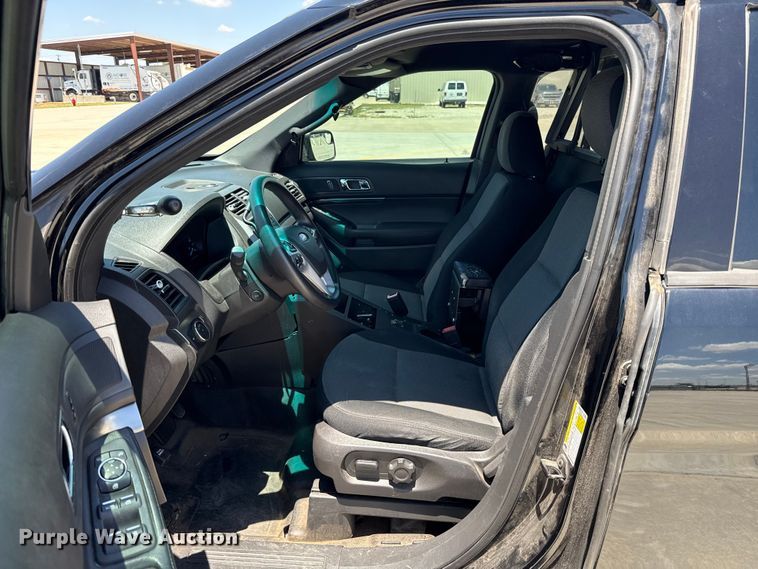 image for item ET6329 2014 Ford Explorer Police Interceptor SUV