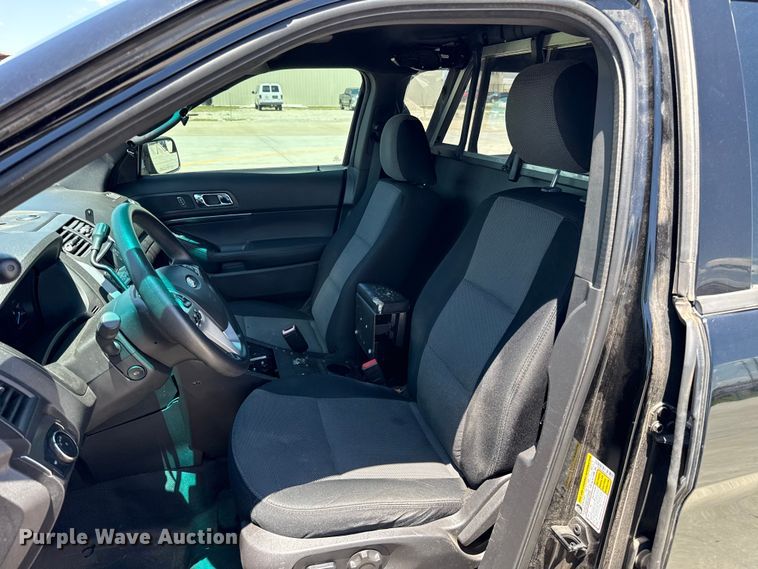 image for item ET6329 2014 Ford Explorer Police Interceptor SUV
