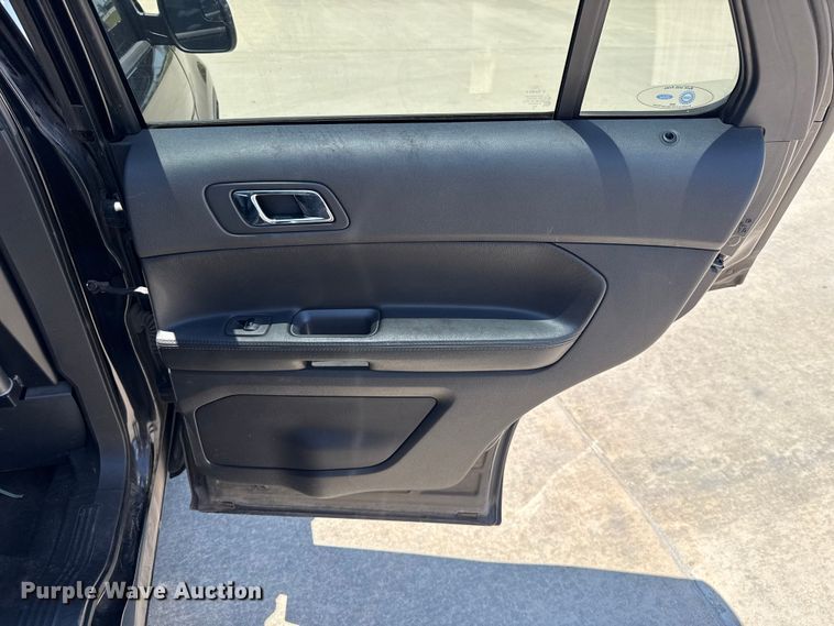 image for item ET6329 2014 Ford Explorer Police Interceptor SUV