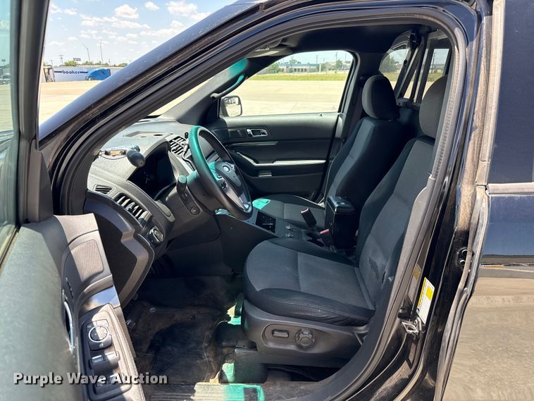 image for item ET6330 2014 Ford Explorer Police Interceptor SUV