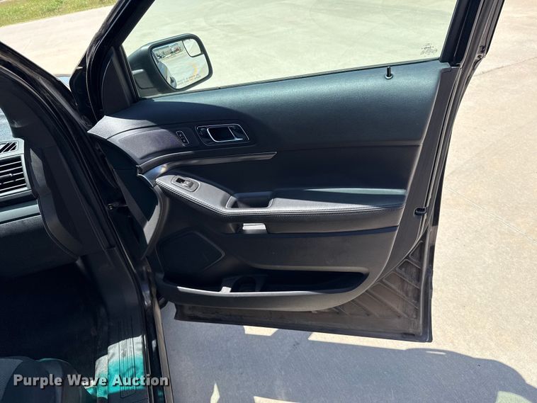image for item ET6330 2014 Ford Explorer Police Interceptor SUV