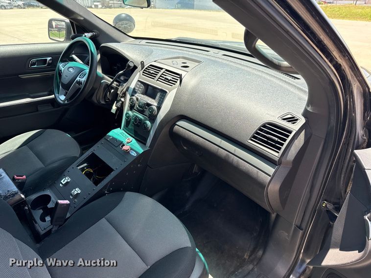 image for item ET6330 2014 Ford Explorer Police Interceptor SUV