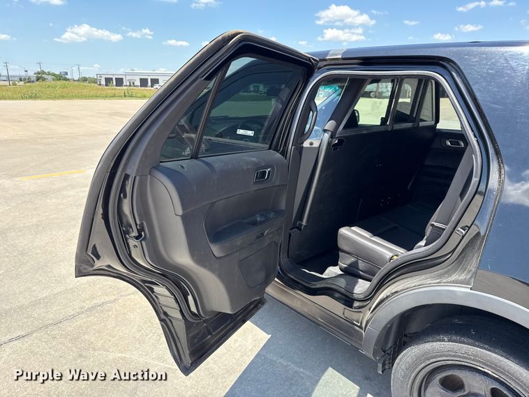 image for item ET6331 2015 Ford Explorer Police Interceptor 