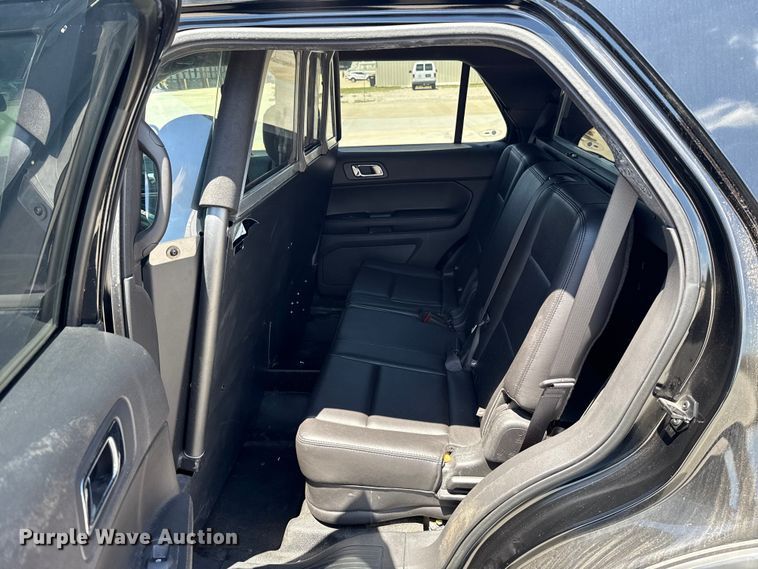 image for item ET6331 2015 Ford Explorer Police Interceptor 